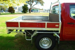 Nissan Navara Side